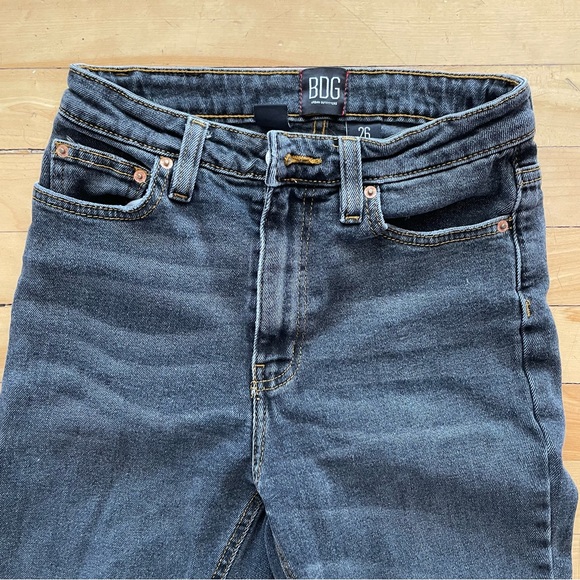 BDG | Girlfriend Jean - Picture 2 of 3